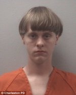 29BE568000000578-3129887-Previous_offnse_Dylann_Roof_was_arrested_in_April_on_a_trespassi-a-7_14.jpg