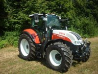 Tractors-Steyr-26544661.jpg